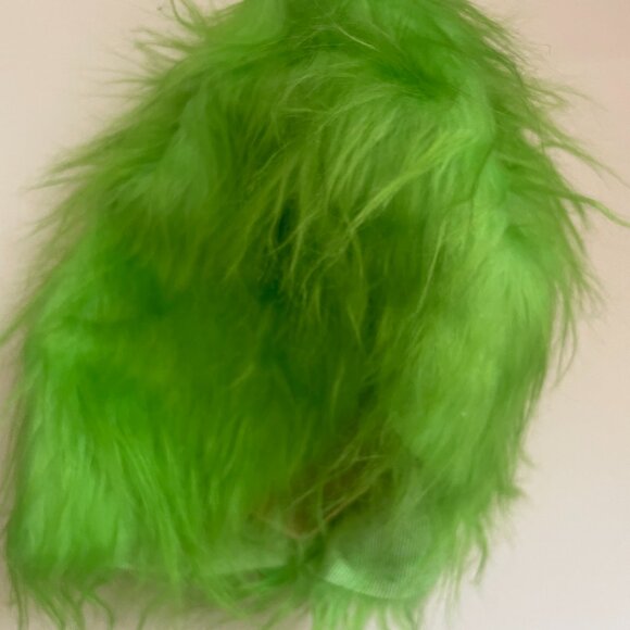 Grinch Latex Mask - Picture 6 of 7